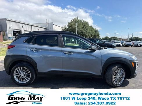 Used 2018 Hyundai Kona SEL AWD/4WD image 2