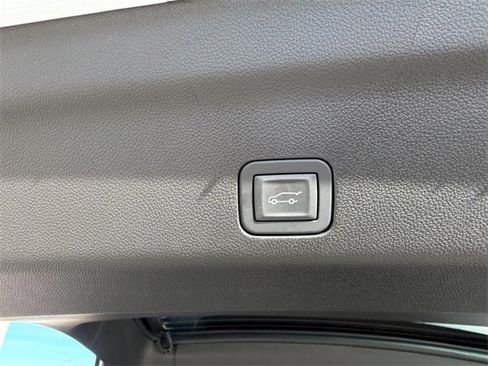 New 2026 GMC Yukon XL Denali Ultimate image 6