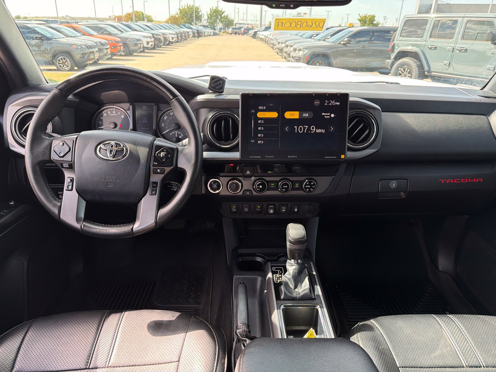 Used 2018 Toyota Tacoma TRD Sport w/ Technology Package AWD/4WD image 19