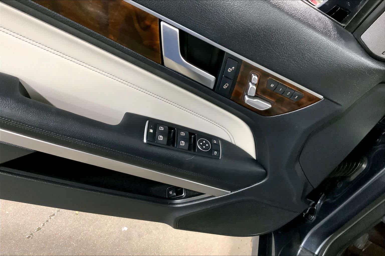 Used 2014 Mercedes-Benz E 350 Cabriolet image 31