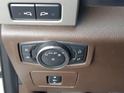 Used 2016 Ford F150 King Ranch w/ Equipment Group 601A Luxury image 21