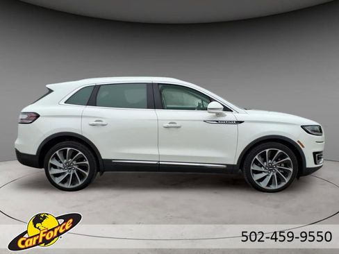 Used 2020 Lincoln Nautilus Reserve w/ Equipment Group 202A image 10