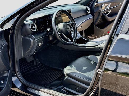 Used 2021 Mercedes-Benz E 350 4MATIC Sedan image 11