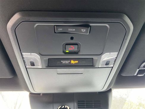 Used 2025 Toyota Tacoma SR5 image 20