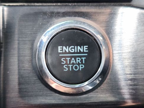 Used 2023 Ford F250 Lariat w/ Chrome Package AWD/4WD image 21