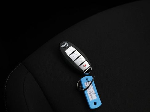 Used 2023 Nissan Sentra SV image 40