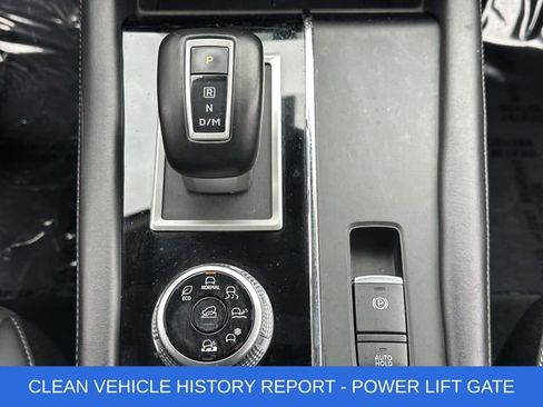 Used 2024 Mitsubishi Outlander SE Black Edition AWD/4WD image 6