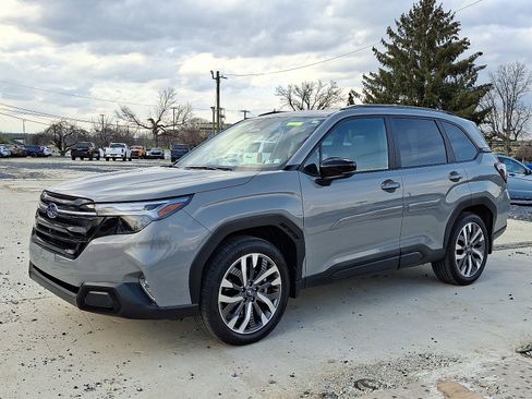 Used 2026 Subaru Forester Touring image 3