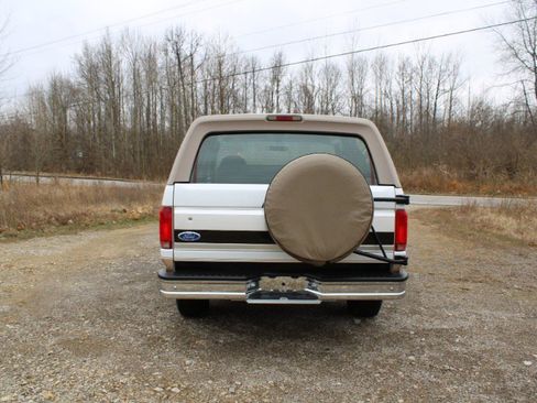 Used 1996 Ford Bronco Eddie Bauer image 7