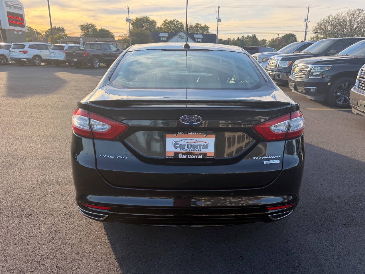 Used 2014 Ford Fusion Titanium FWD image 4