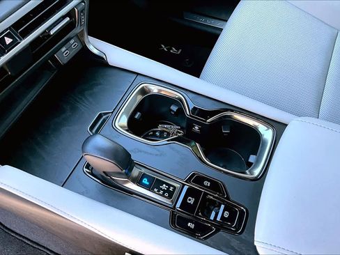 Used 2024 Lexus RX 350 Premium w/ Accessory Package (Z1) FWD image 17