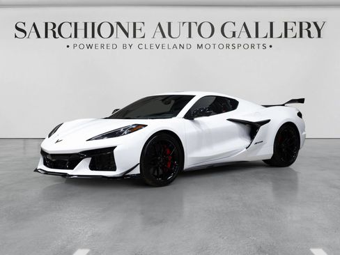 Used 2026 Chevrolet Corvette Z06 w/ Z07 Performance Package RWD image 19