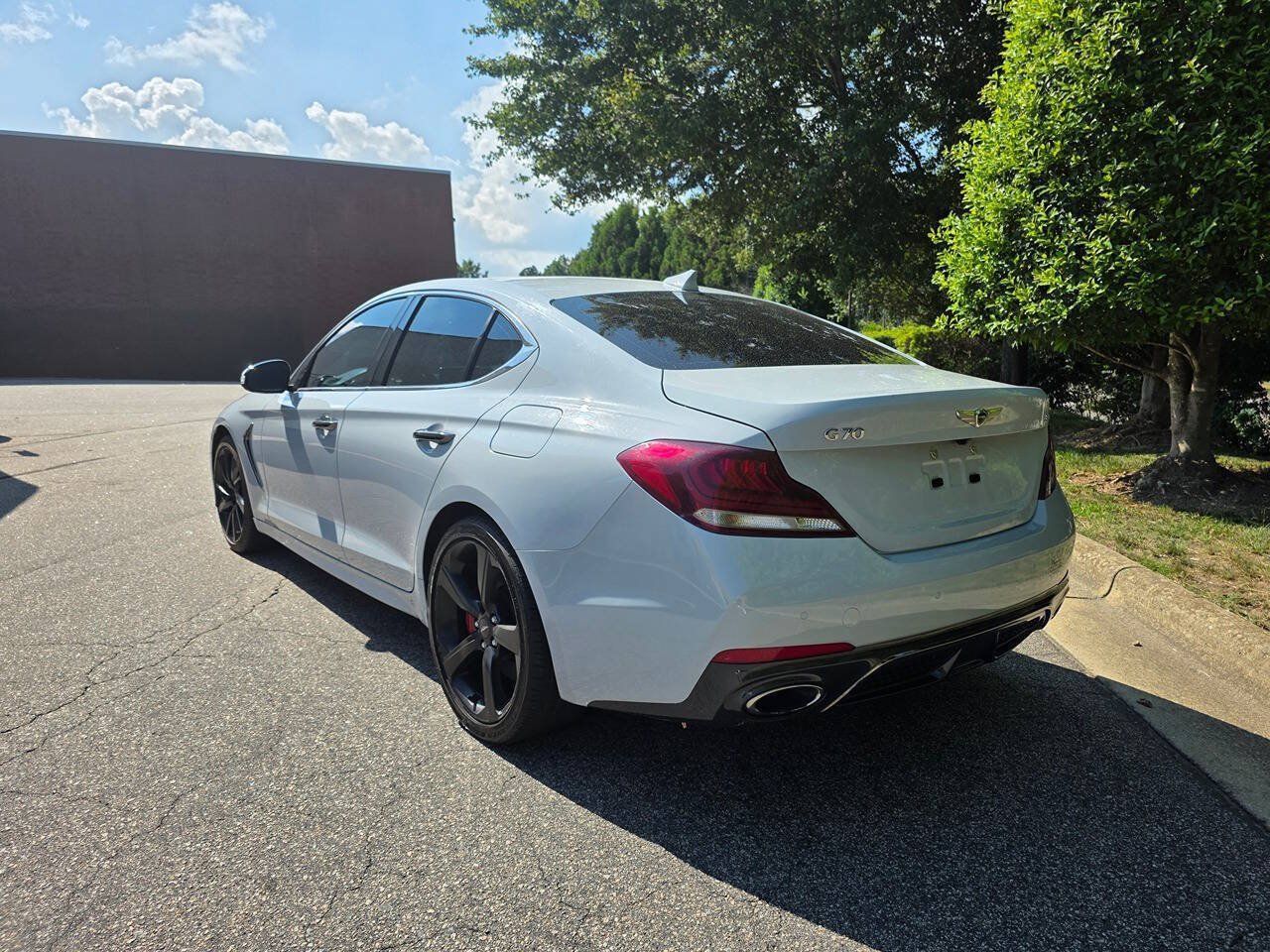 Used 2019 Genesis G70 3.3T Advanced w/ Sport Package RWD image 3