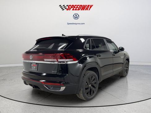 New 2026 Volkswagen Atlas Cross Sport SE AWD/4WD image 9
