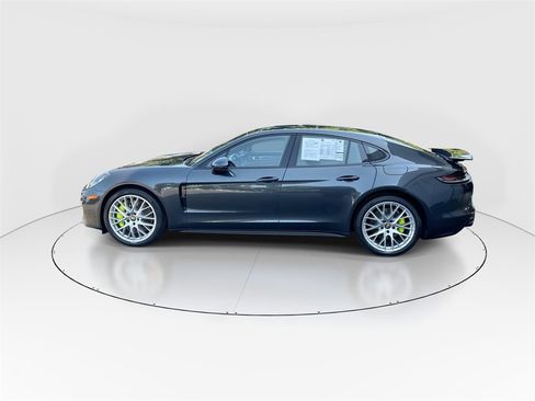Used 2023 Porsche Panamera 4S image 5