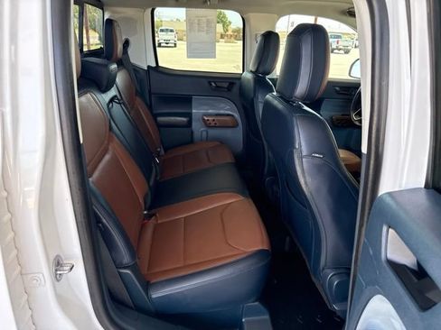 Used 2022 Ford Maverick Lariat w/ Lariat Luxury Package FWD image 11