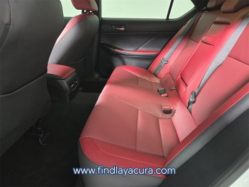 Used 2022 Lexus IS 300 image 11