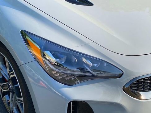 Used 2019 Kia Stinger GT1 RWD image 4