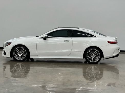 Used 2018 Mercedes-Benz E 400 Coupe image 4