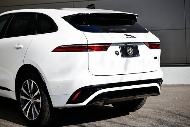 New 2026 Jaguar F-PACE R-Dynamic S AWD/4WD image 11