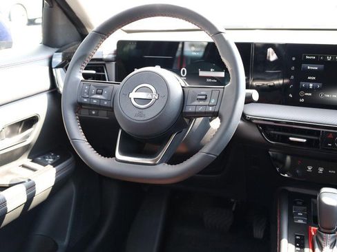 New 2025 Nissan Kicks SR image 26