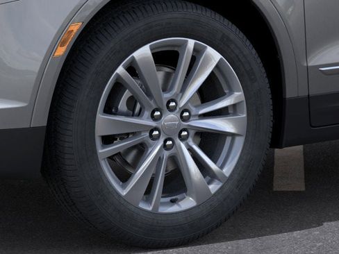 New 2025 Cadillac XT5 Premium Luxury image 9