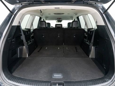 Used 2023 Kia Telluride LX image 35