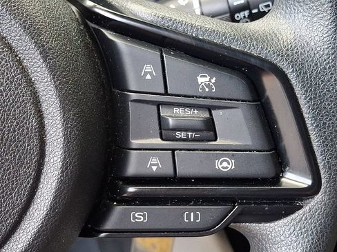 Certified 2025 Subaru Forester AWD/4WD image 22