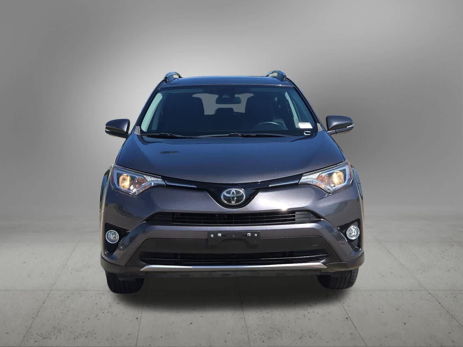 Used 2018 Toyota RAV4 XLE FWD image 9