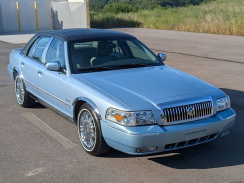 Used 2011 Mercury Grand Marquis LS image 16