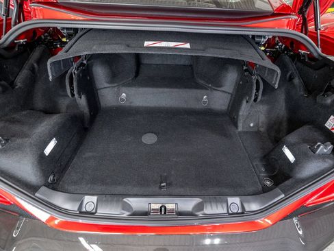 Certified 2022 Ferrari Portofino M RWD image 34