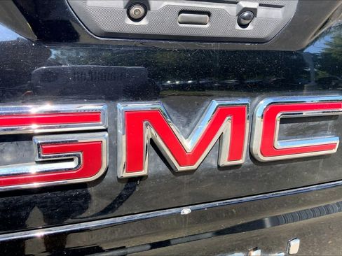Used 2019 GMC Sierra 1500 Denali w/ Technology Package AWD/4WD image 31