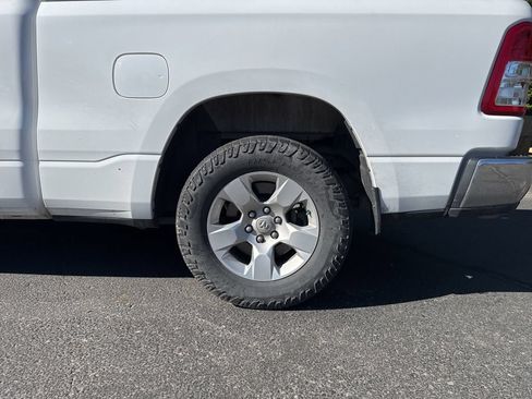Used 2022 RAM 1500 Big Horn AWD/4WD image 4