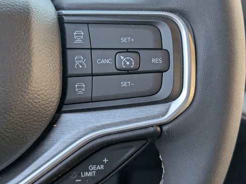 New 2025 Jeep Wagoneer 4WD w/ Convenience Group I image 22