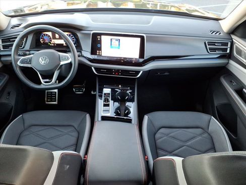 Certified 2024 Volkswagen Atlas Peak Edition SEL image 10