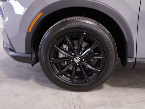 Certified 2025 Honda CR-V Sport image 11