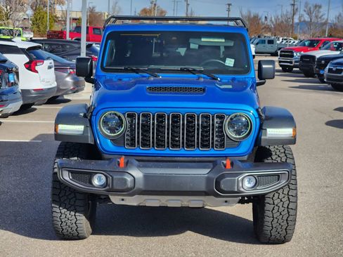 Used 2024 Jeep Gladiator Mojave image 4