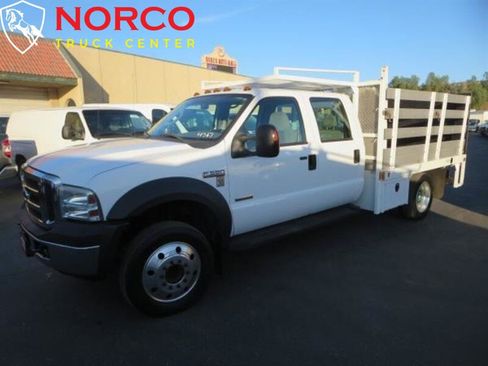 Used 2006 Ford F550 2WD Crew Cab Super Duty image 4
