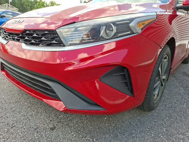 Used 2023 Kia Forte LXS FWD image 9