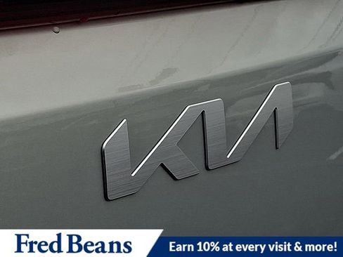 New 2026 Kia Carnival SX image 19