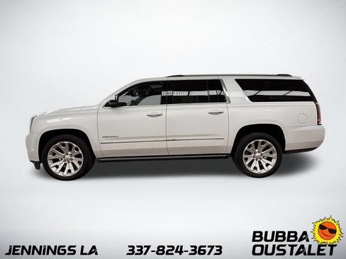 Used 2020 GMC Yukon XL Denali w/ Open Road Package AWD/4WD image 2
