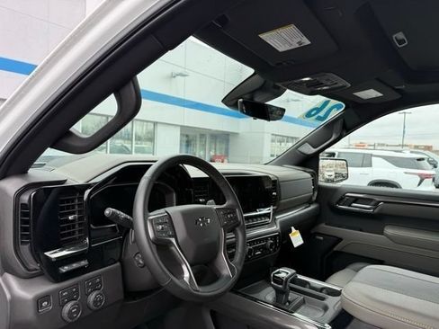 Certified 2026 Chevrolet Silverado 1500 ZR2 AWD/4WD image 13