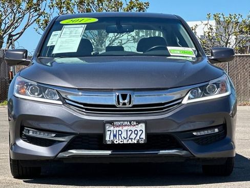 Used 2017 Honda Accord EX-L image 9