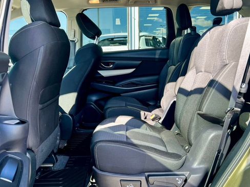 Used 2022 Subaru Ascent Premium w/ Convenience Package image 17