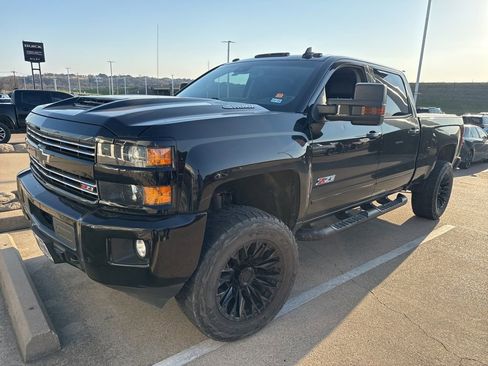 Used 2019 Chevrolet Silverado 2500 LTZ w/ Duramax Plus Package image 1