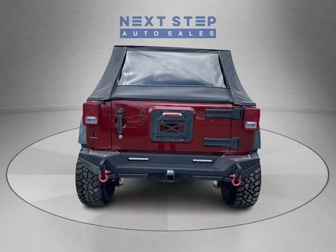 Used 2008 Jeep Wrangler Unlimited Rubicon w/ Dual Top Group image 7