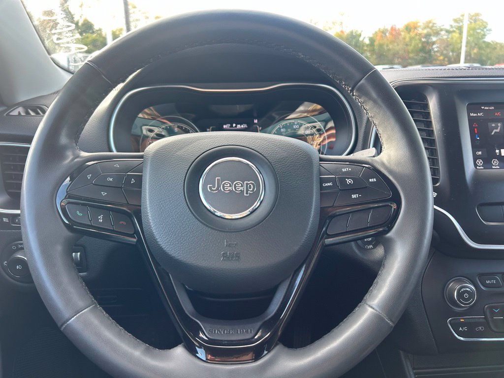 Certified 2021 Jeep Cherokee Latitude Plus AWD/4WD image 10
