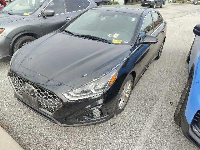 Used 2018 Hyundai Sonata Sport w/ Tech Package 05 FWD image 4