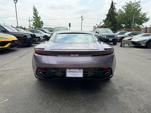 Used 2017 Aston Martin DB11 V12 RWD image 7
