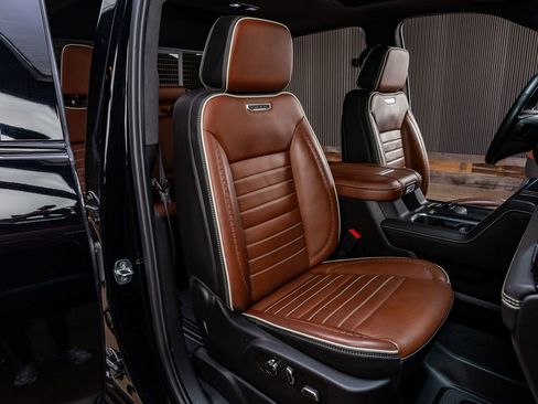 Used 2024 GMC Sierra 2500 Denali Ultimate image 30